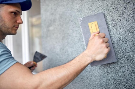 Les qualifications &agrave; v&eacute;rifier avant d'engager un artisan ma&ccedil;on